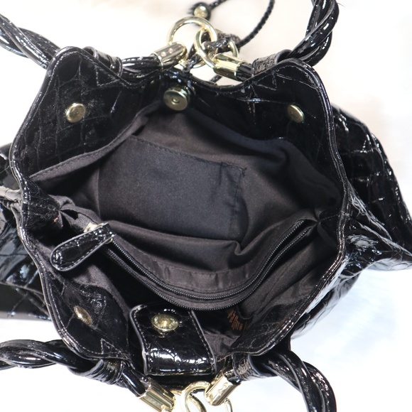 Relic Purse Black Faux Patent Leather Handbag - Picture 6 of 8